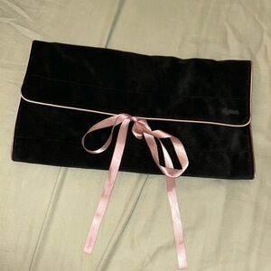 NWOT Dyson Air Wrap Travel Bag